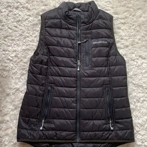Women’s Vineyard Vines Lightweight Black Vest